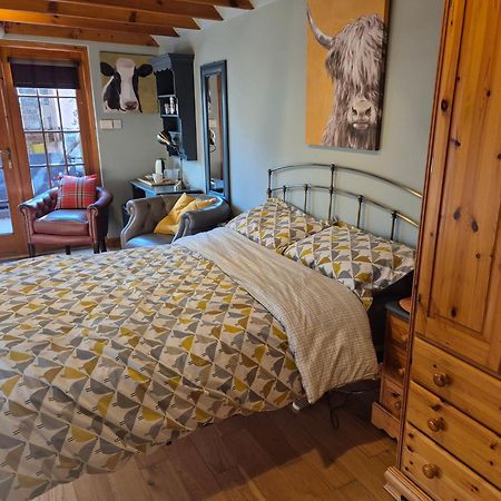 아브로스 Kirkstyle Hideaway B&B 외부 사진