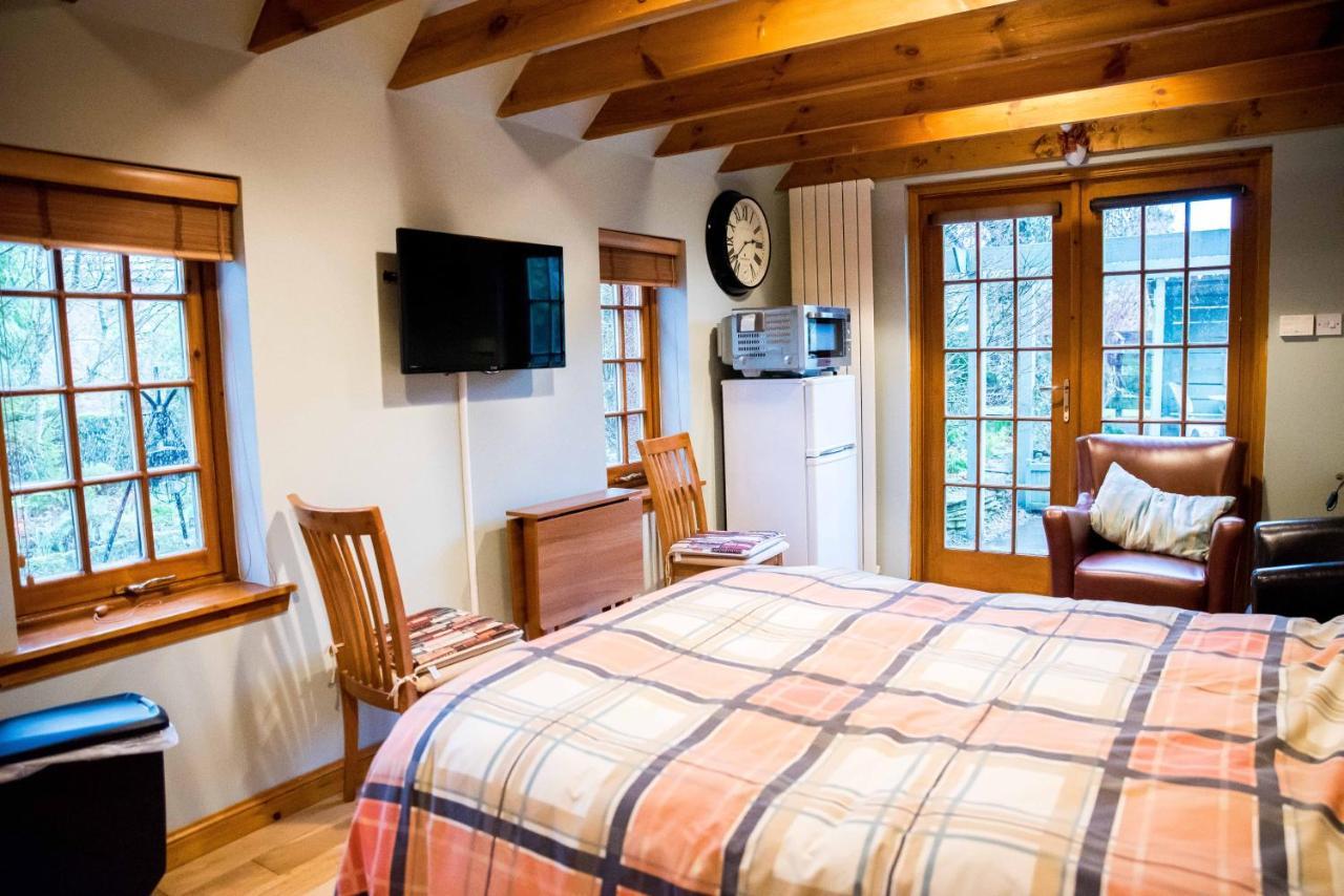 아브로스 Kirkstyle Hideaway B&B 외부 사진