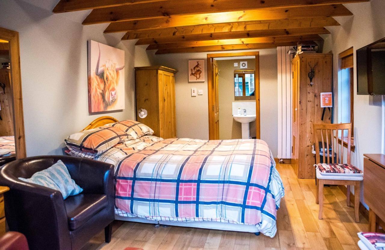 아브로스 Kirkstyle Hideaway B&B 외부 사진