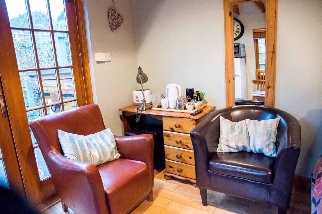 아브로스 Kirkstyle Hideaway B&B 외부 사진